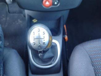 Renault Clio Clio III (BR/CR), Hatchback, 2005 / 2014 1.2 16V TCe 100 picture 15