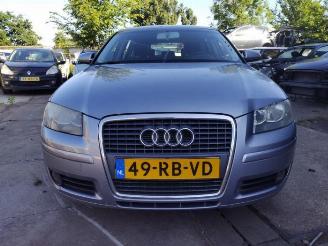 Salvage car Audi A3 A3 Sportback (8PA), Hatchback 5-drs, 2004 / 2013 2.0 FSI 16V 2005/1