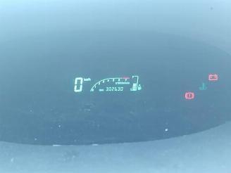 Toyota Yaris Yaris (P1), Hatchback, 1999 / 2005 1.0 16V VVT-i picture 17