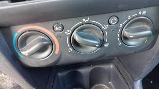 Renault Clio Clio II (BB/CB), Hatchback, 1998 / 2016 1.2 16V picture 5