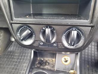 Volkswagen Fox Fox (5Z), Hatchback, 2005 / 2021 1.2 picture 8