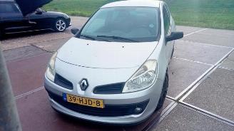 Sloopauto Renault Clio Clio III (BR/CR), Hatchback, 2005 / 2014 1.2 16V 75 2008/12