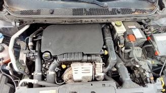 Peugeot 308 1.2 12V picture 13