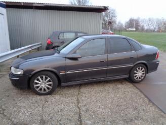 Opel Vectra  picture 2