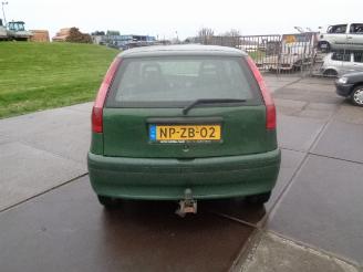 Fiat Punto Punto I (176A) Hatchback 60 1.2 S,SX,Selecta (176.B.4000) [44kW]  (09-1993/09-1999) picture 3