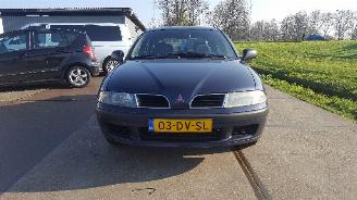 voitures voitures particulières Mitsubishi Carisma Carisma Hatchback 1.6i 16V (4G92) [73kW]  (05-1997/06-2006) 2000/3