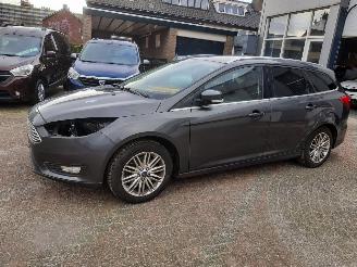 Ford Focus focus 1.5 turbo ecoboost 38000km 2018 onderschade motor beschadigd picture 6