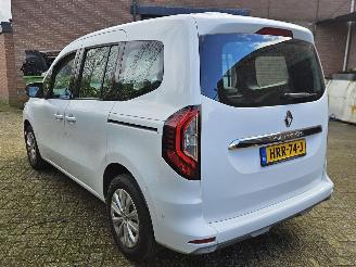 Renault Kangoo 1300 tce Luxe  5persoons 27000km rijdend incl btw NL kenteken picture 8