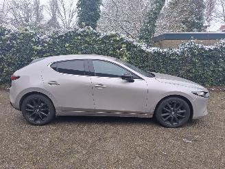 Mazda 3 New mazda 3 2.5 hybride  rijdbaar  1 spatbord spuiten vv picture 6