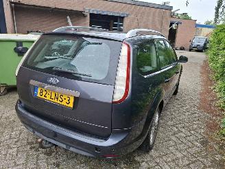 Ford Focus 1.8 16v  titanium 176000km inruiler 2250 picture 4