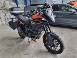 KTM  1090 Adventure L Garmin Koffers Handvatverw. picture 7