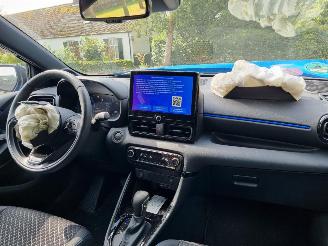 Toyota Yaris 1.5 Hybrid 130 Launch Ed. Led Navi Stoelverw VOLL picture 12