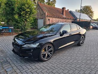 Vaurioauto  passenger cars Volvo S-60 T5 Rdesign Pano Led Stoelverw 2019/6