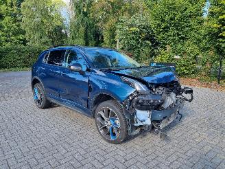 Coche accidentado Lynk & Co 01 1.5i Plugin Hybr Pano 2021/6