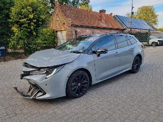 Unfallwagen Toyota Corolla 1.8 Hybrid GR Sport Stoelverw Navi 2023/1