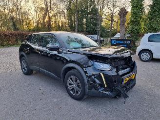 damaged passenger cars Peugeot 2008 Puretech 100 Active pack 2022/6