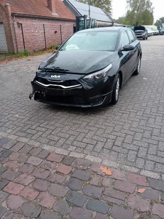 Auto incidentate Kia Ceed 1.0 TGDI Aut. Navi Camera 2024/10