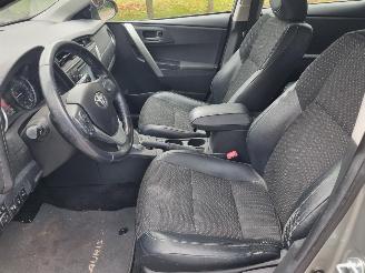 Toyota Auris Touring Sports Hybrid Navi Stoelverw. picture 15