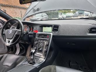 Volvo V-60 R-Design 2.0d 88KW Navi Stoelverw. picture 14