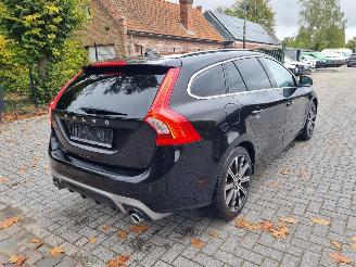 Volvo V-60 R-Design 2.0d 88KW Navi Stoelverw. picture 3