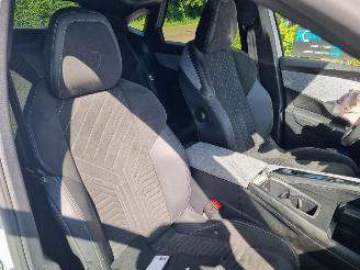 Peugeot 3008 Hybrid 136 Aut. GT picture 16