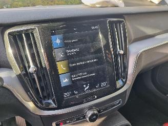 Volvo V-60 T6 Plugin Hybr Navi Stoelverw. picture 14