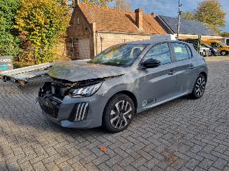 Avarii autoturisme Peugeot 208 1.2 Aut. Navi Stoelverw 2025/1