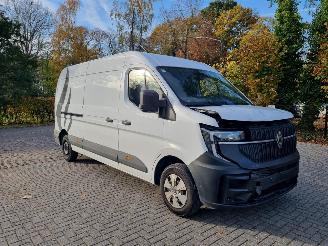 skadebil bedrijf Renault Master DCI 150 Airco Navi Camera 2024/12