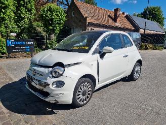 skadebil auto Fiat 500 1.0 Hybrid Dolcevita Pano 2024/5