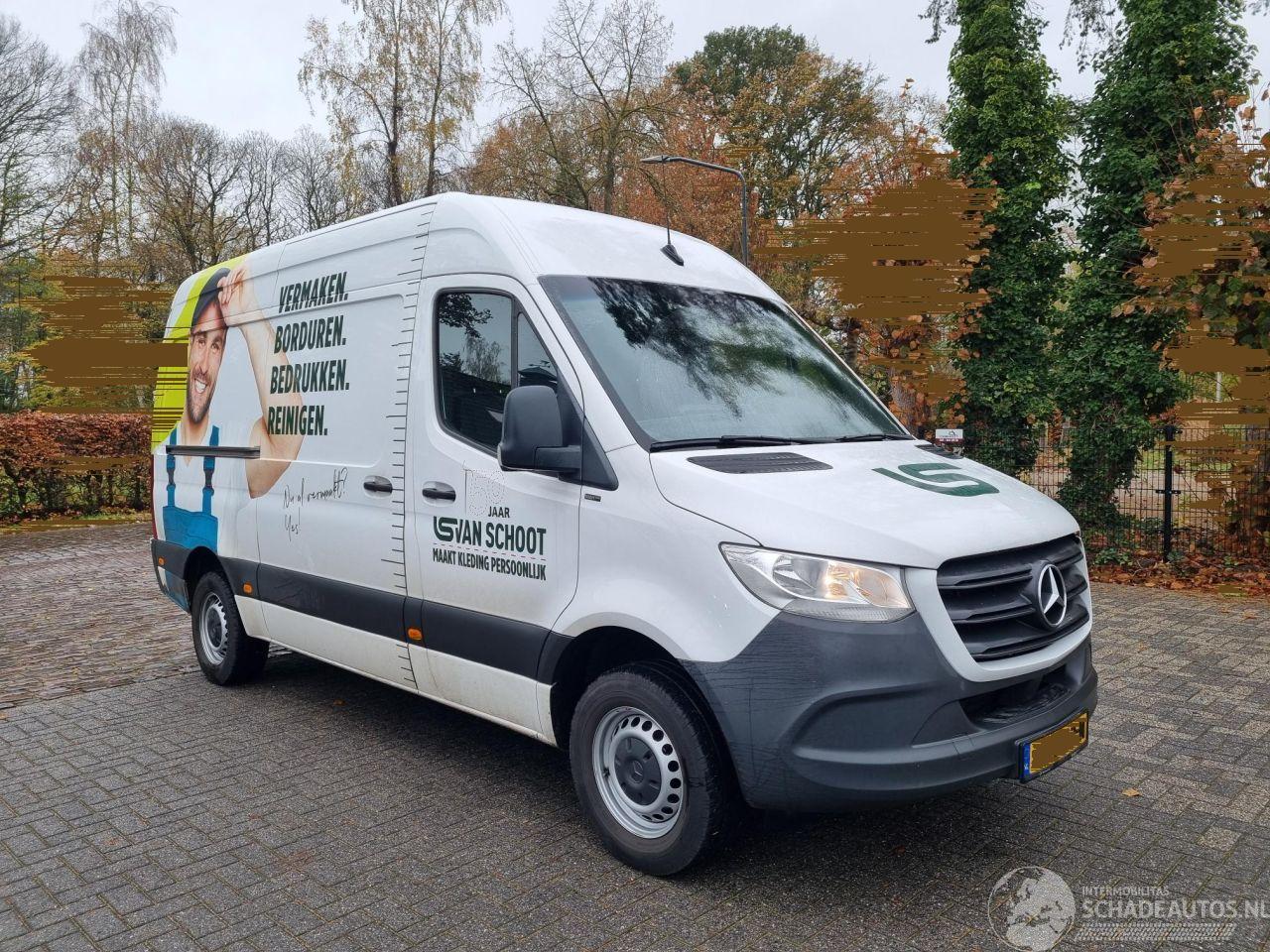 Mercedes Sprinter 311CDI Aut RWD L2 H2 Mbux Airco