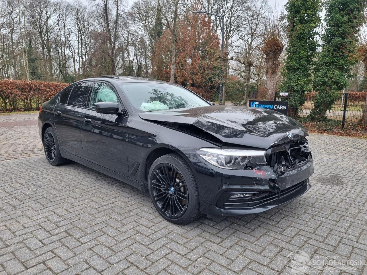 BMW 5-serie 530e Plugin Hybr Schuifdak Led Stoelverw