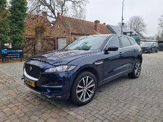 damaged passenger cars Jaguar F-Pace 20d Aut. AWD 132KW Pano 2017/5