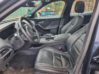 Jaguar F-Pace 20d Aut. AWD 132KW Pano picture 18