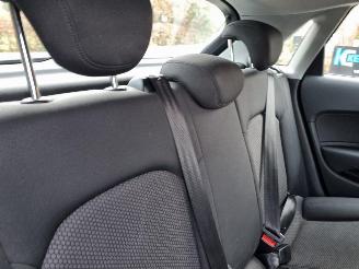 Audi A1 1.0 TFSI Aut. Sline picture 11