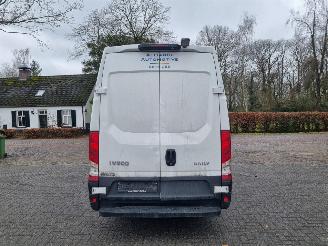 Iveco Daily 35S14 Aut. Airco Navi picture 4