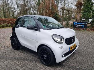 Schadeauto Smart Fortwo 1.0 Passion Airco Pano 2016/5