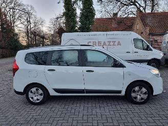 Dacia Lodgy TCe 130 7 Stoelen Airco Navi picture 2