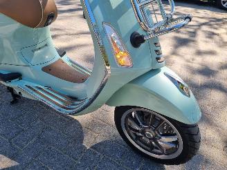 Vespa  Primavera 125 Picnic ABS picture 8