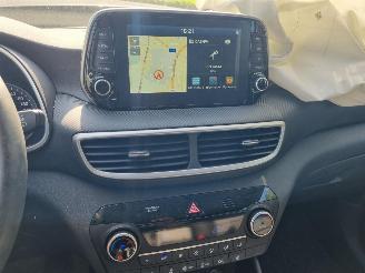 Hyundai Tucson 1.6 T-GDI Aut. 130KW Navi Stoelverw Led picture 16