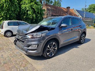 krockskadad bil auto Hyundai Tucson 1.6 T-GDI Aut. 130KW Navi Stoelverw Led 2018/6