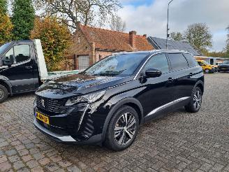 damaged passenger cars Peugeot 5008 Puretech 130 Allure Pack 7 Pers. Navi Camera 2022/1