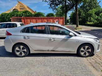 Hyundai Ioniq EV Premium Schuifdak Leder Stoelverw picture 6