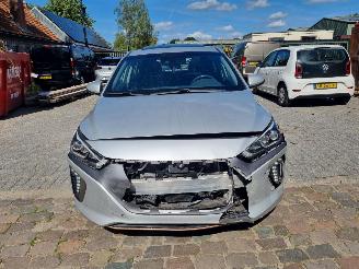 Hyundai Ioniq EV Premium Schuifdak Leder Stoelverw picture 8