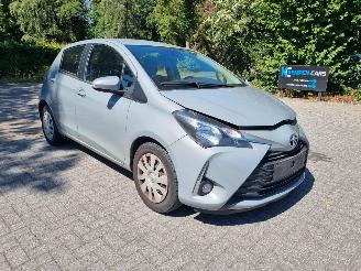 Unfallwagen Toyota Yaris 1.5 VVT-I Y-oung Airco 2018/8
