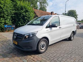 Coche accidentado Mercedes Vito Evito 112 66KWH Airco Navi Stoelverw 2023/10