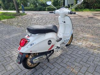 Vespa  Sprint 50 picture 5