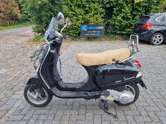 Vespa  LX 125 1867KM! picture 2