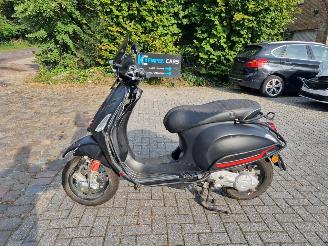Vespa  Sprint S 50 picture 2