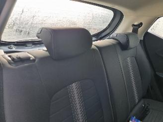 Hyundai I-10 1.0 Comfort Airco picture 11