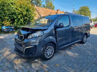 Schadeauto Peugeot Traveller BlueHDI 120 XL 9 Stoelen Navi Airco 2021/5